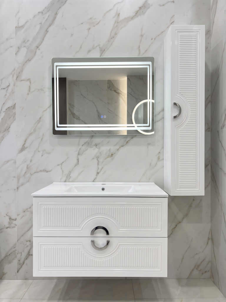 The Comeback of Medicine Cabinets: Aluminum vs. Wood 4 13