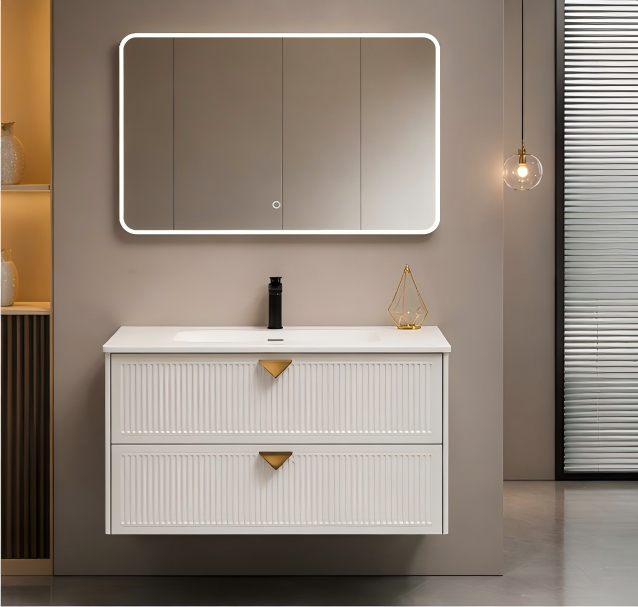 Frame Trends 2026: Metal, Wood, and Capsules